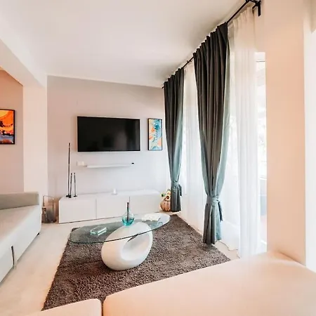 Sanicolo Apartment *