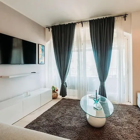Sanicolo Apartment *
